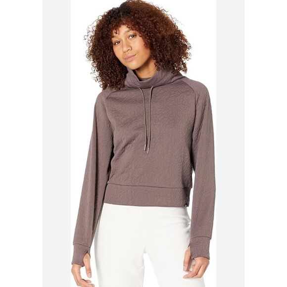 NWOT Juicy Couture Women's Jacquard Quilted Truffle Cro Pullover Size Large - Picture 1 of 7